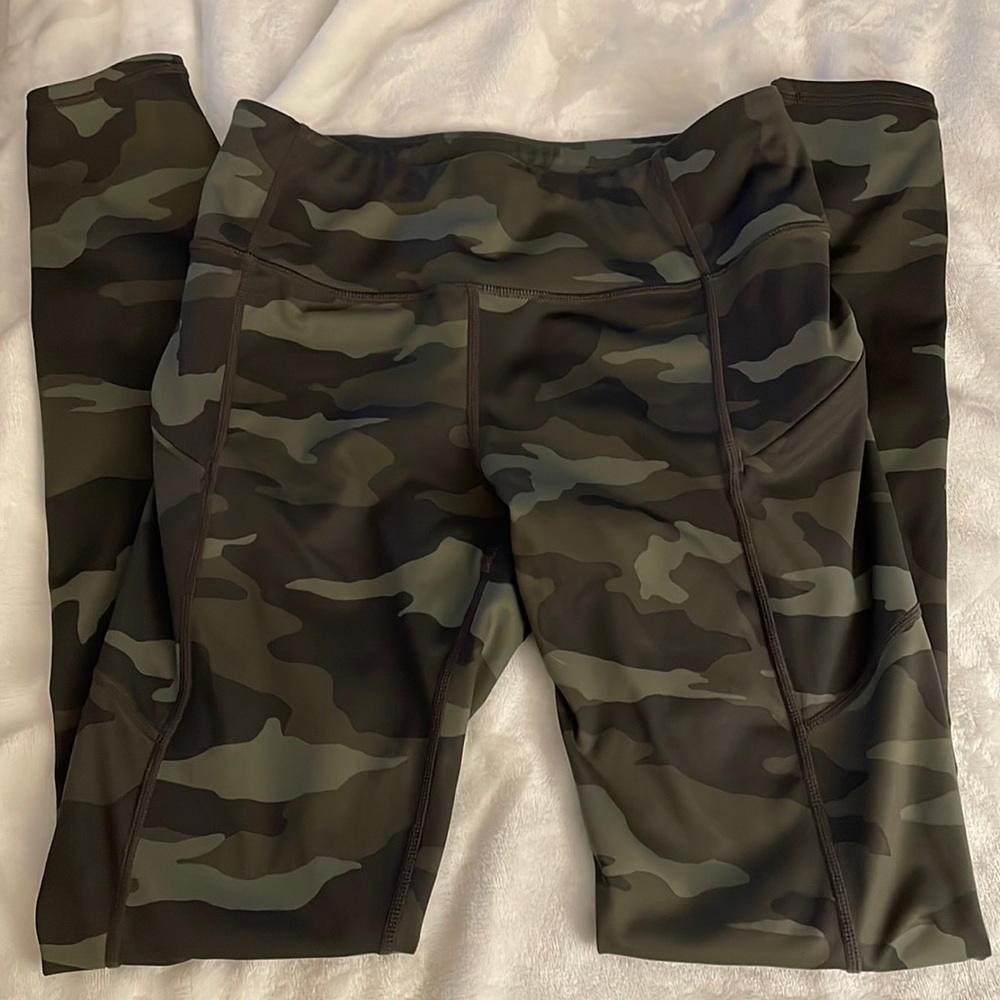 Athleta Tights/Leggings